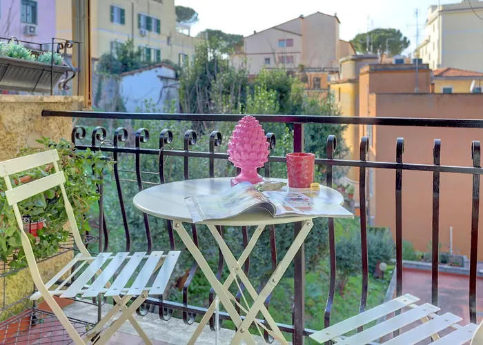 Vatican Loft With Balcony - And Appartement Rome